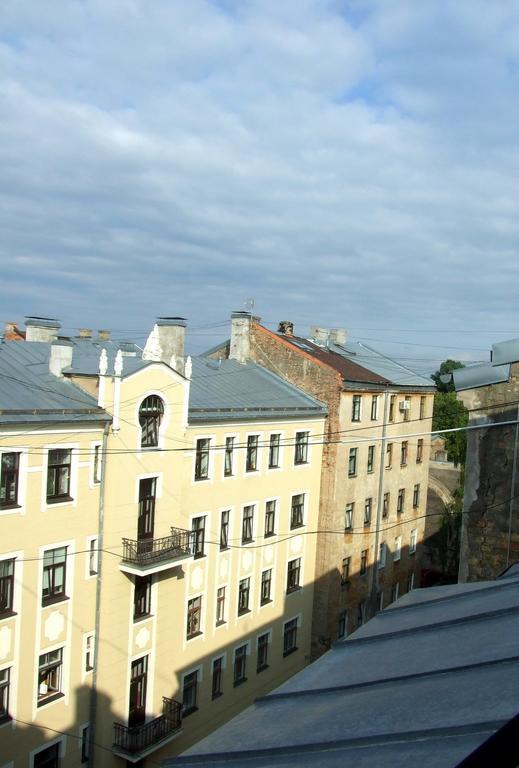 Sunlit Loft Apartment Рига Экстерьер фото